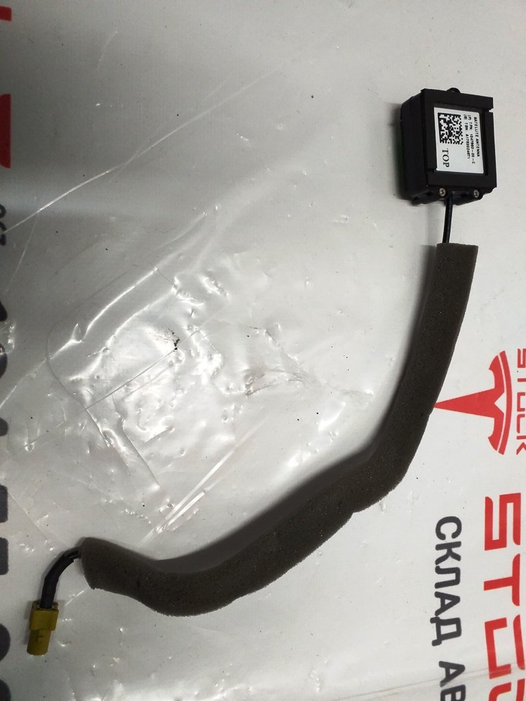1 1047863-00-CテスラモデルX衛星アンテナユニット1047863-00-C